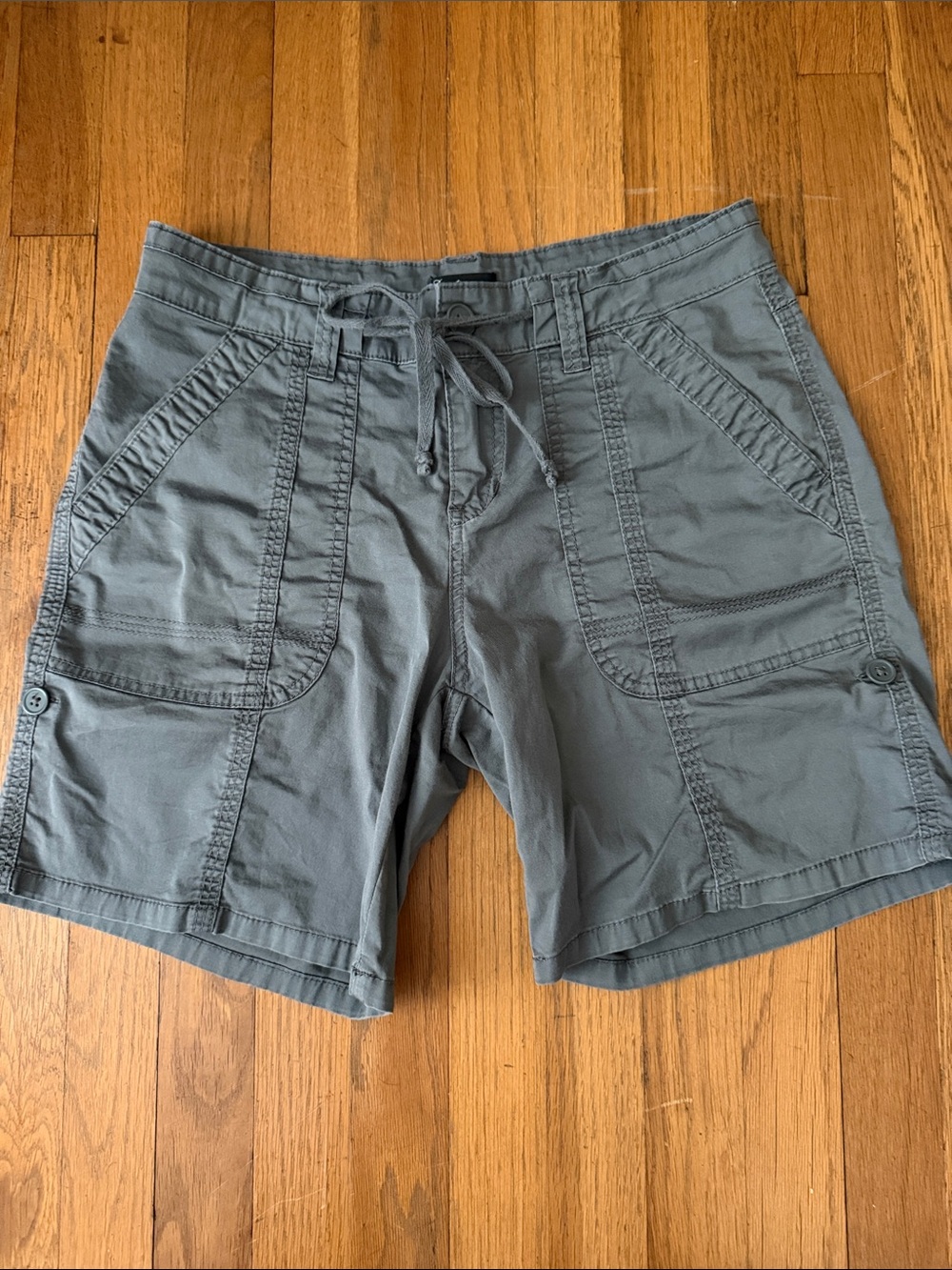 Union Bay Supplies gray convertible cotton shorts. Size 8. - Picture 6 of 9